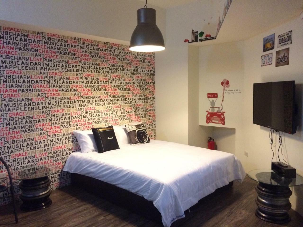 Traveler Station R15 Apartment Kaohsiung Exterior photo