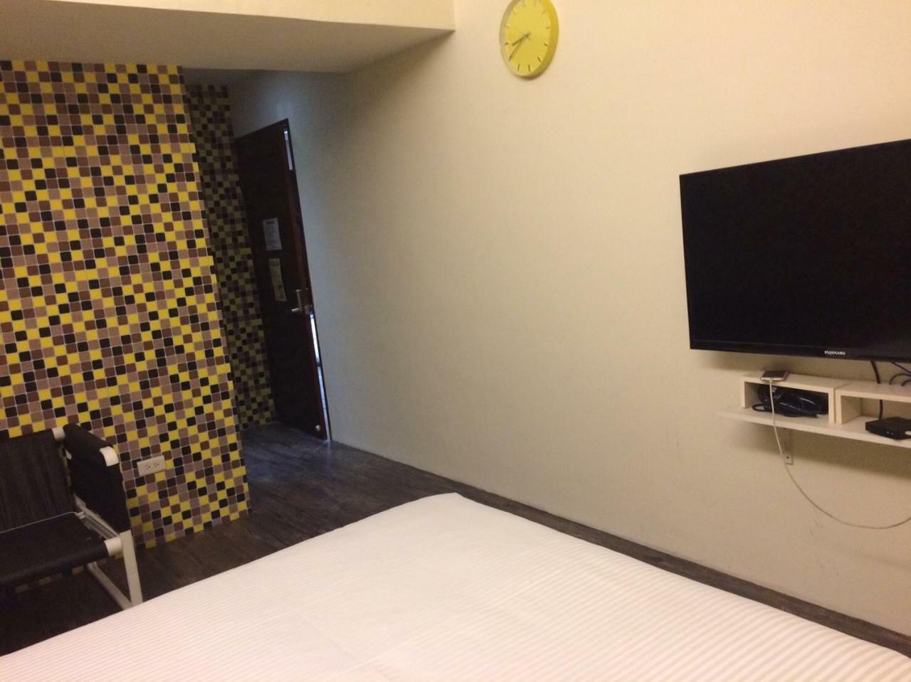Traveler Station R15 Apartment Kaohsiung Exterior photo