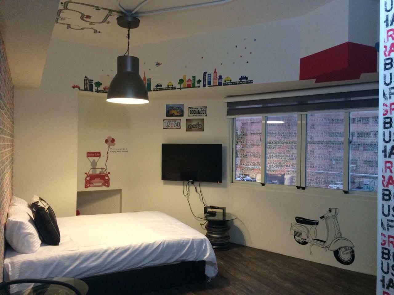 Traveler Station R15 Apartment Kaohsiung Exterior photo