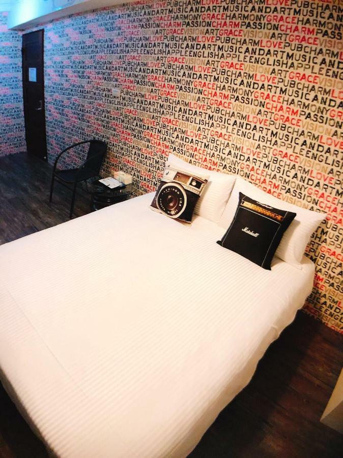 Traveler Station R15 Apartment Kaohsiung Exterior photo